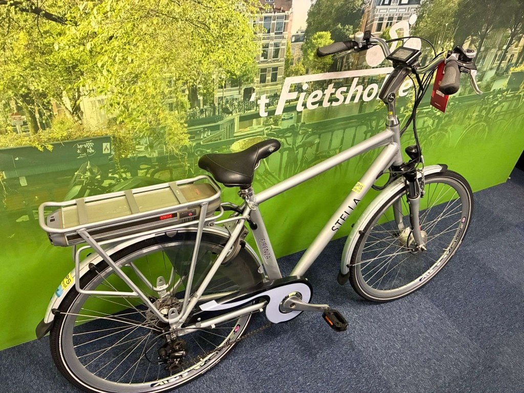 Fietshokje Beverwijk: Stella Firenza NIEUWE ACCU + LADER, Niet ingevuld, Niet ingevuld, Ophalen of Verzenden, Zo goed als nieuw