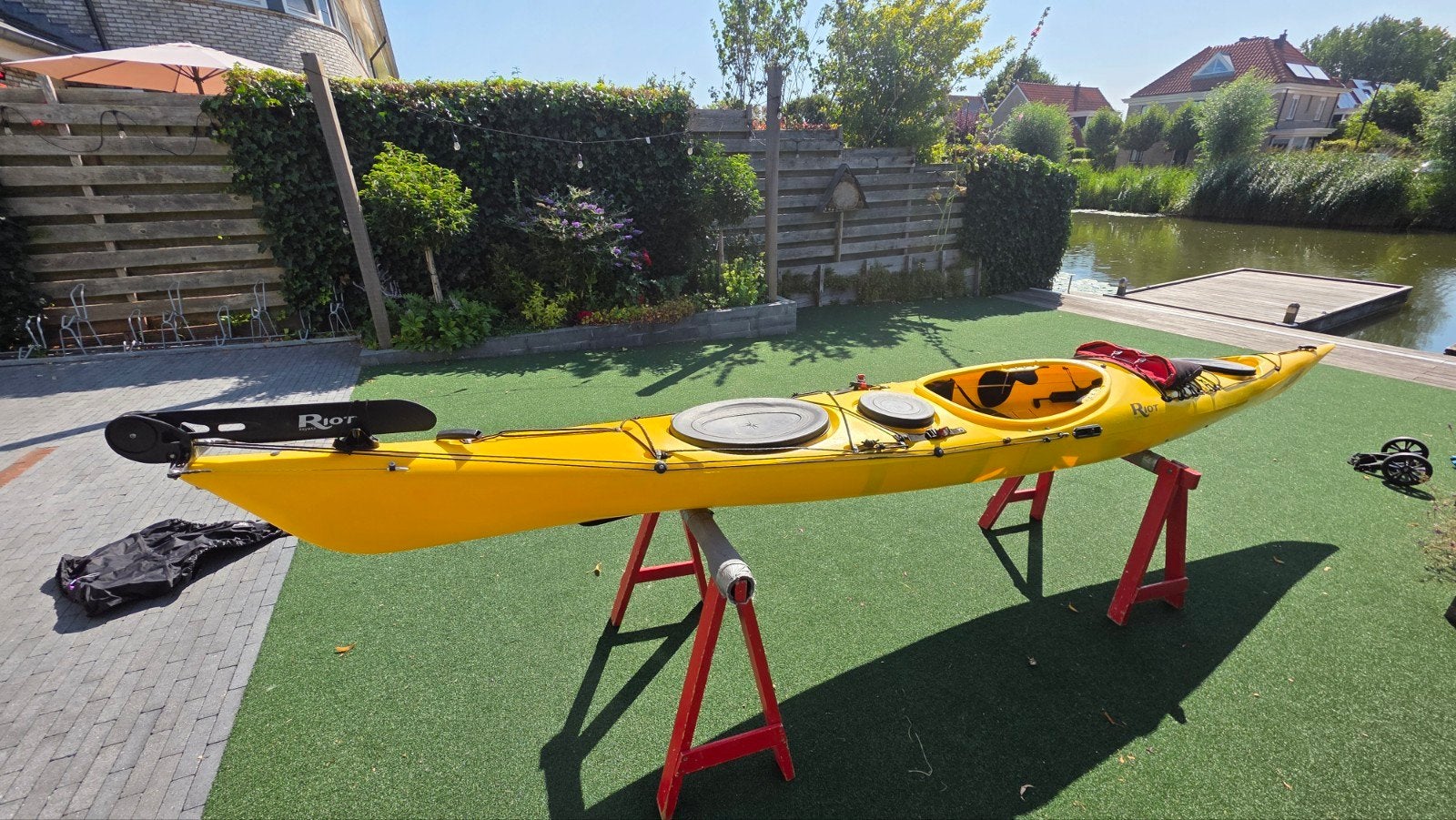 Riot Kayaks Brittany 16.5 Zeekajak - Geel, Ophalen, Zo goed als nieuw, 1-persoons