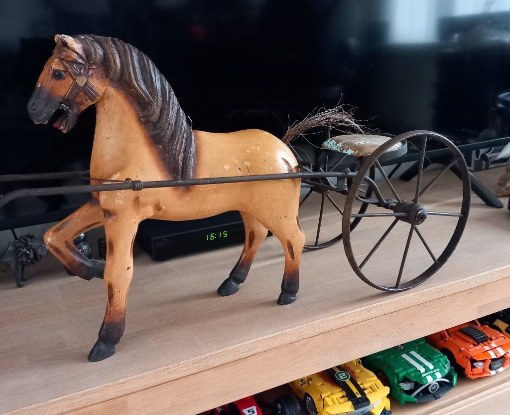 Antiek speelgoed, paard met koets, Ophalen of Verzenden