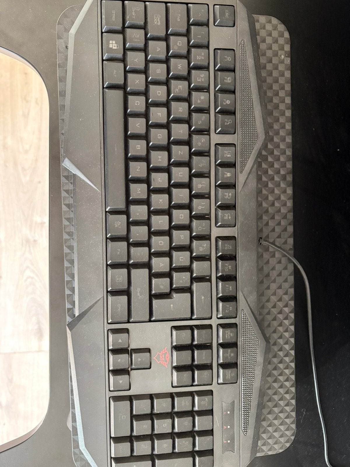Game toetsenbord QWERTZ, Computers en Software, Ophalen, Overige indelingen, Zo goed als nieuw, Gaming toetsenbord