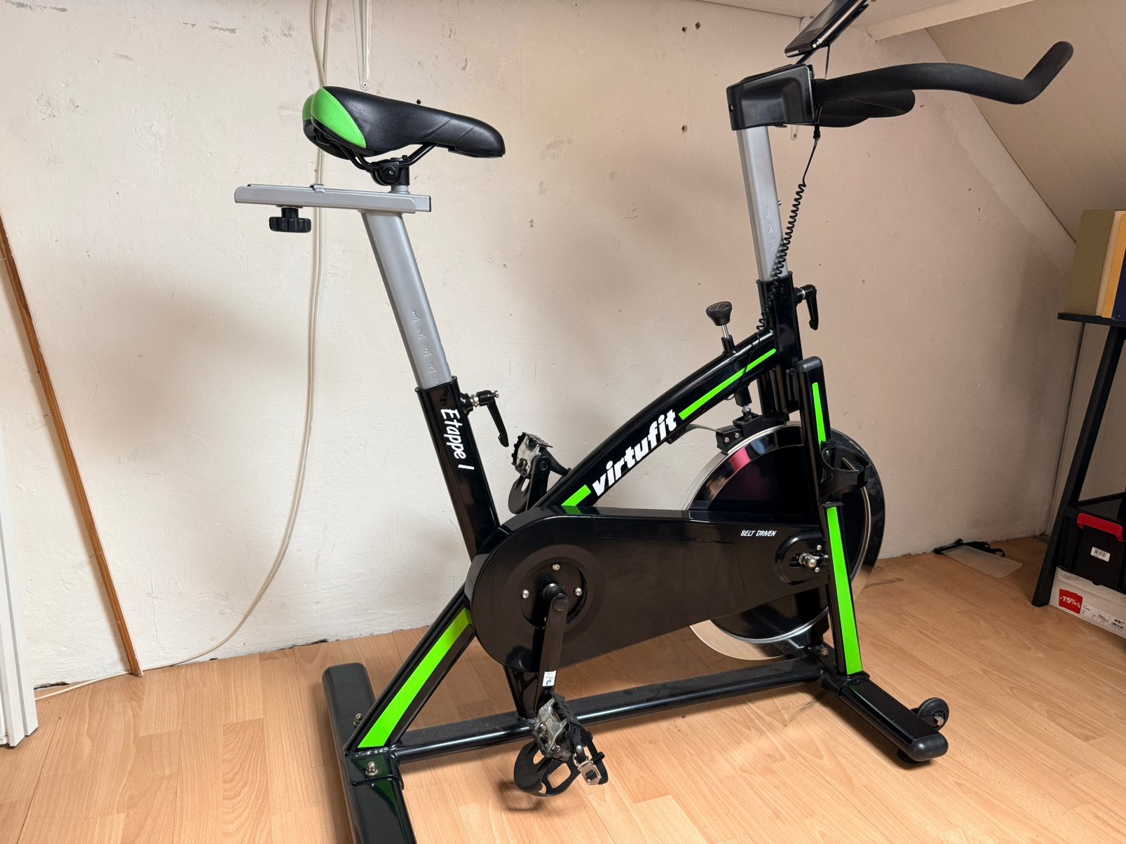Spinningfiets, Ophalen, Zo goed als nieuw, Spinningfiets