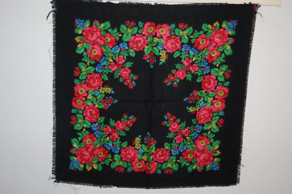 gebloemde wollen mousseline sjaal, shawl, kleedje, doekje, Ophalen of Verzenden
