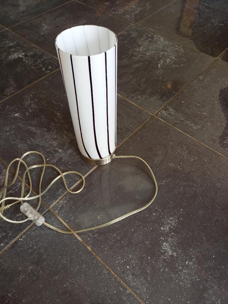 Te koop  ( tafel ) schemerlamp., Ophalen, Zo goed als nieuw, Glas