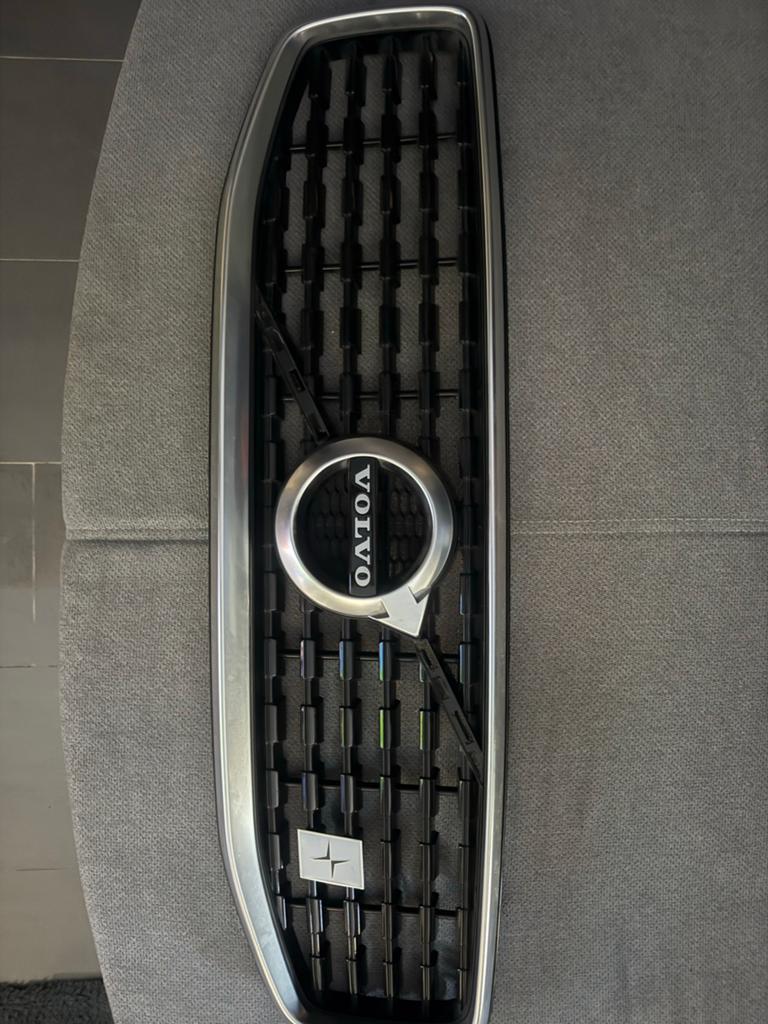 Volvo Grille met Polestar-logo, Gebruikt, Voor, Ophalen of Verzenden, Volvo