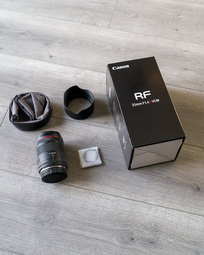 Canon RF 35mm f/1.4, Audio, Tv en Foto, Fotografie | Lenzen en Objectieven, Ophalen, Zo goed als nieuw, Standaardlens