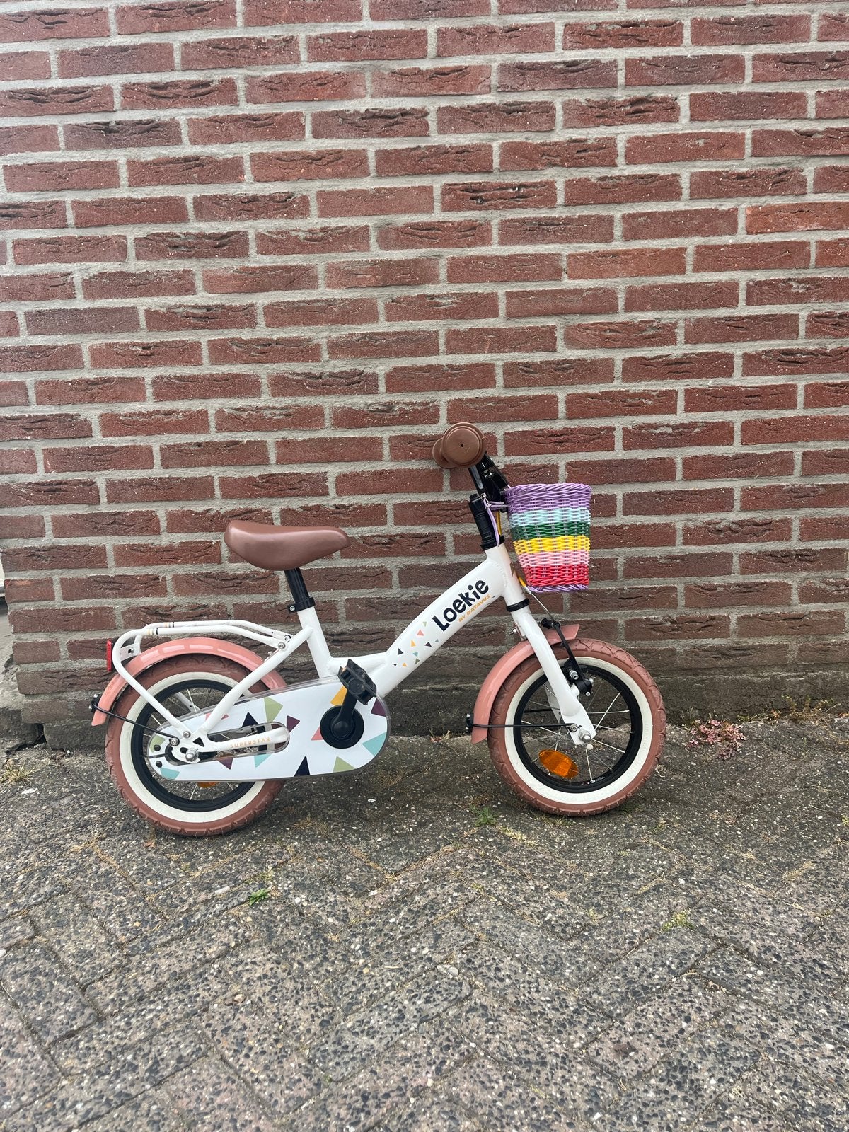 Loekie Superstar kinderfiets 12 inch, Fietsen en Brommers, Fietsen | Kinderfietsjes, Ophalen, Zijwieltjes, Velgrem, Minder dan 16 inch