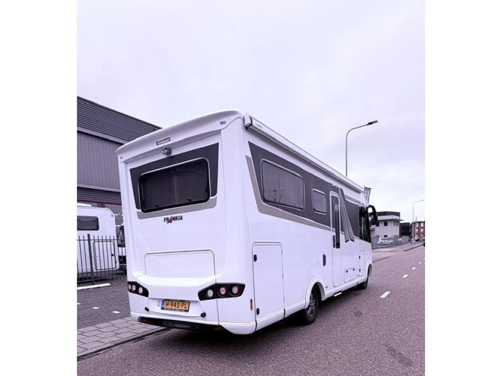 Frankia F-Line 740 PLUS Rondzit Level Airco Solar, Caravans en Kamperen, Fiat, Bedrijf, Diesel, Koelkast
