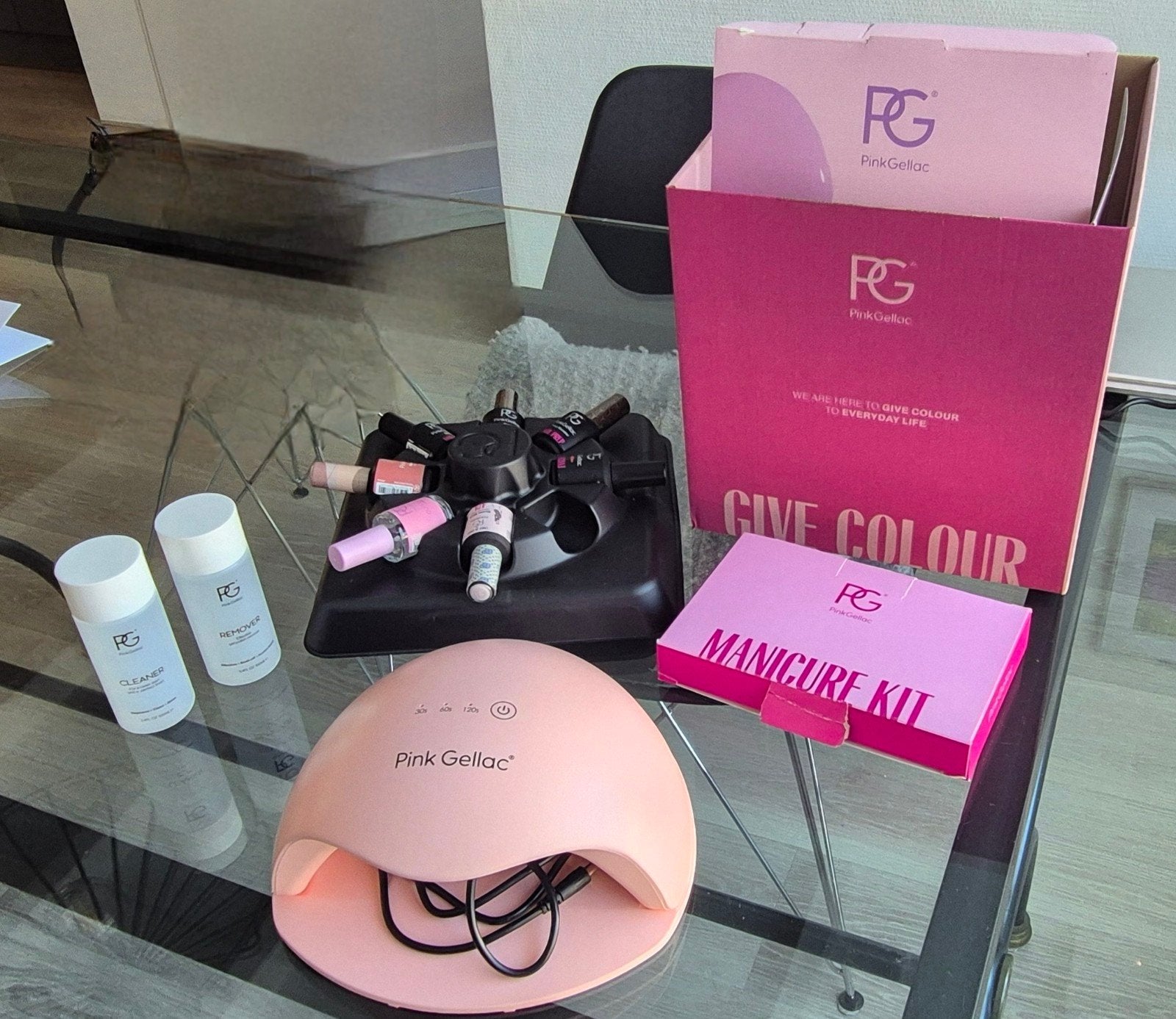 Pink Gellac Manicure Kit met UV-lamp en diverse kleuren, Ophalen, Zo goed als nieuw, Overige typen