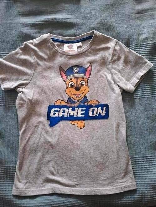 Shirtje paw patrol chase met omkeerbare pailletten maat 134, Ophalen of Verzenden, Zo goed als nieuw, Jongen, Shirt of Longsleeve