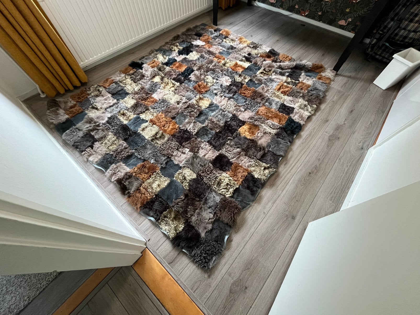 Schapenvacht deken/ plaid/ slaapzak/ kleed 200x230 cm groot, Ophalen of Verzenden, Zo goed als nieuw, 5 tot 10 m², Tapijt