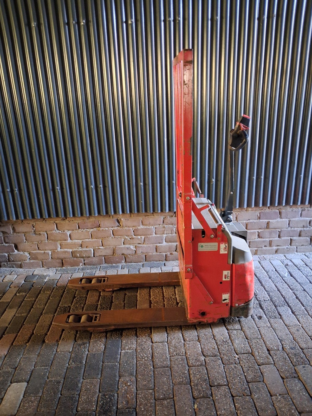 Elektrische pompwagen Lafis inclusief. nieuwe  oplader, Ophalen, Gebruikt