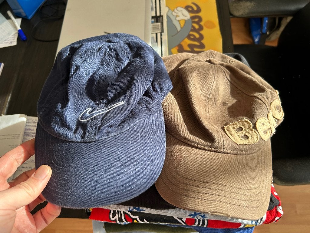 Caps petjes 2x Nike en Bench., Nike, One size fits all, Ophalen of Verzenden, Pet