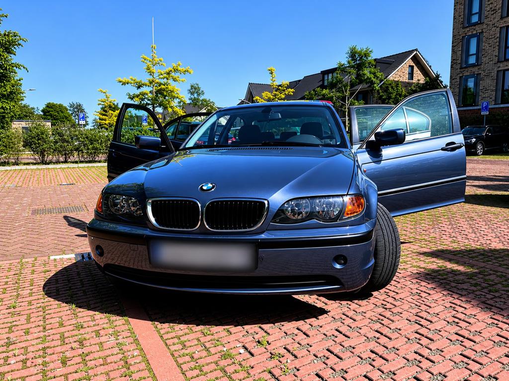 BMW 3-Serie 2.0 I 318 AUT 2003 Blauw, Auto's, BMW, Automaat, Achterwielaandrijving, 1995 cc, 680 kg
