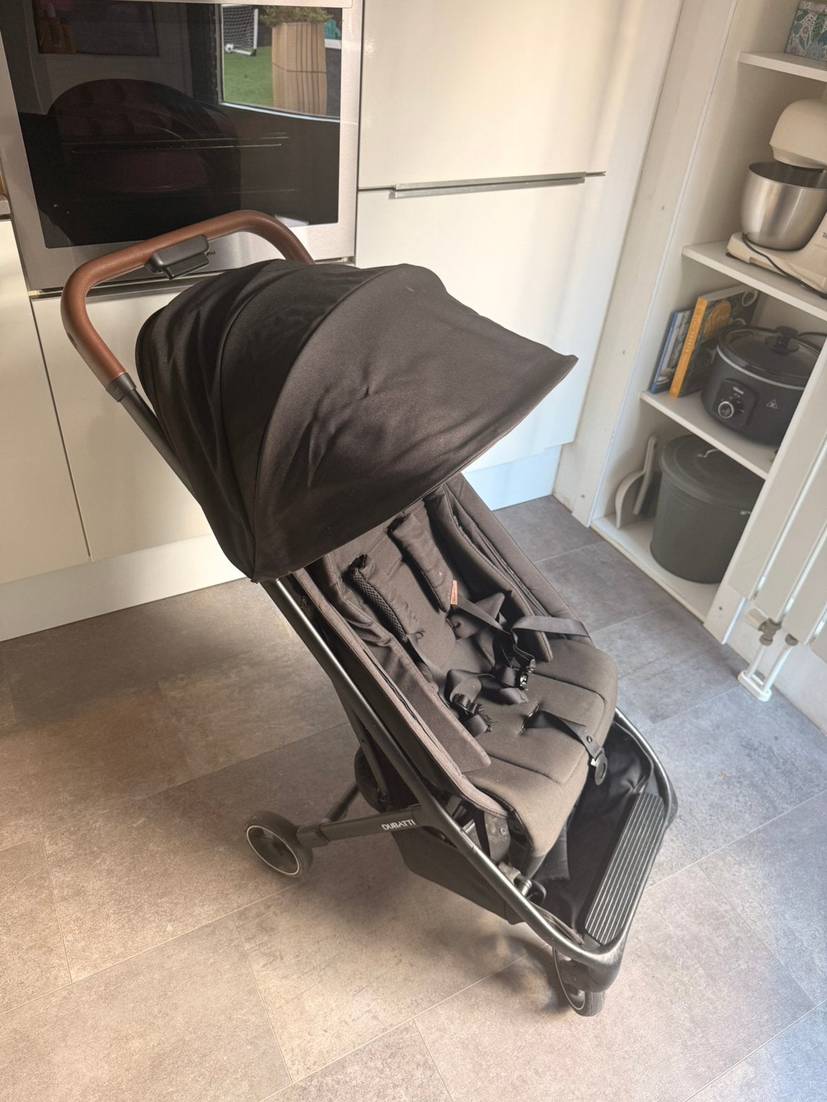 Dubatti buggy, Kinderen en Baby's, Ophalen, Zo goed als nieuw, Regenhoes
