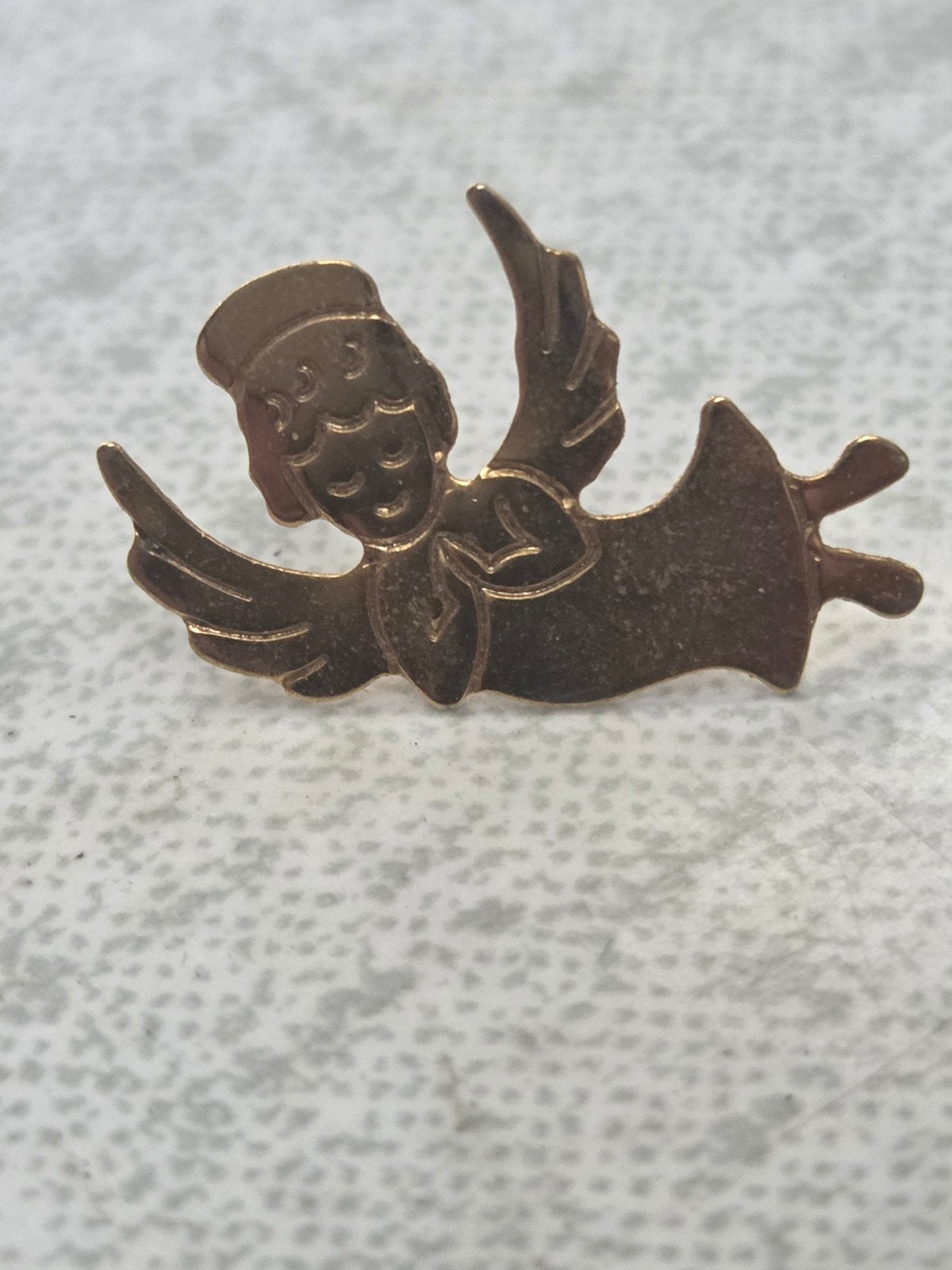 Vintage Goudkleurige  Engel Broche - Uniek en Charmant, Overige materialen, 4 tot 7 cm, Gebruikt, Ophalen of Verzenden