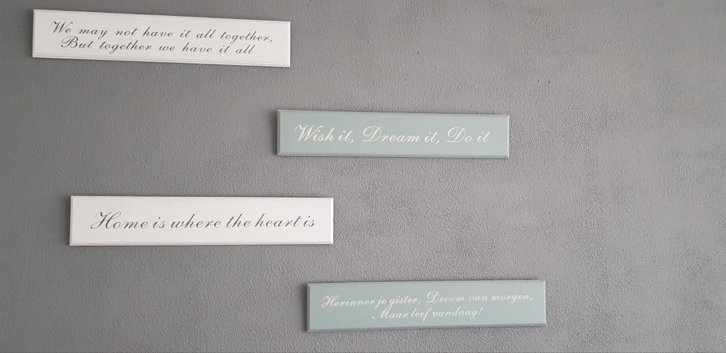 Set van 4 decoratieve spreuken borden voor aan de muur, Huis en Inrichting, Woonaccessoires | Tekstborden en Spreuken, Ophalen of Verzenden
