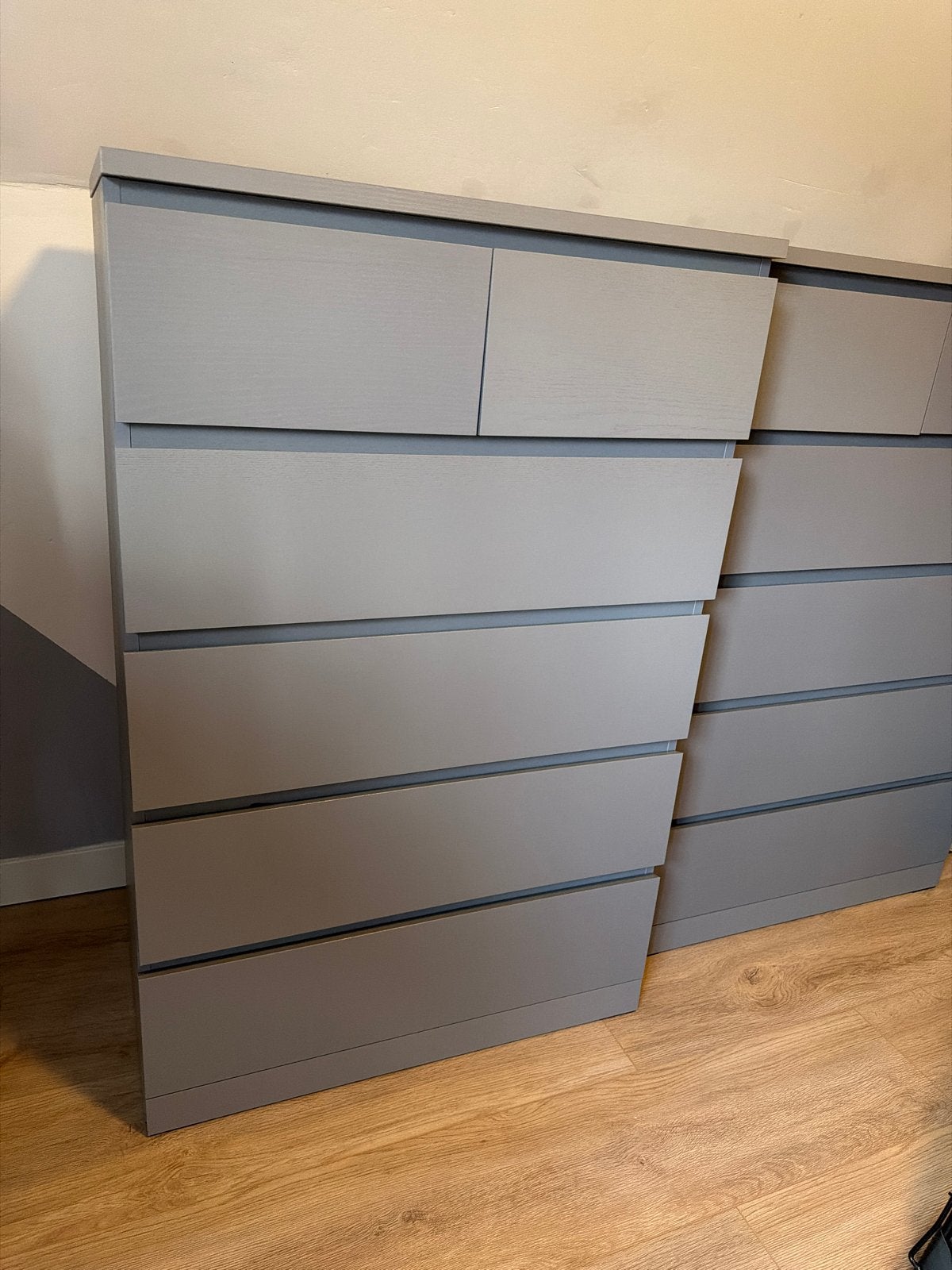 Ladekast ikea grijs  - Zo goed als nieuw, Ophalen, 5 laden of meer, 100 tot 150 cm, 50 tot 100 cm