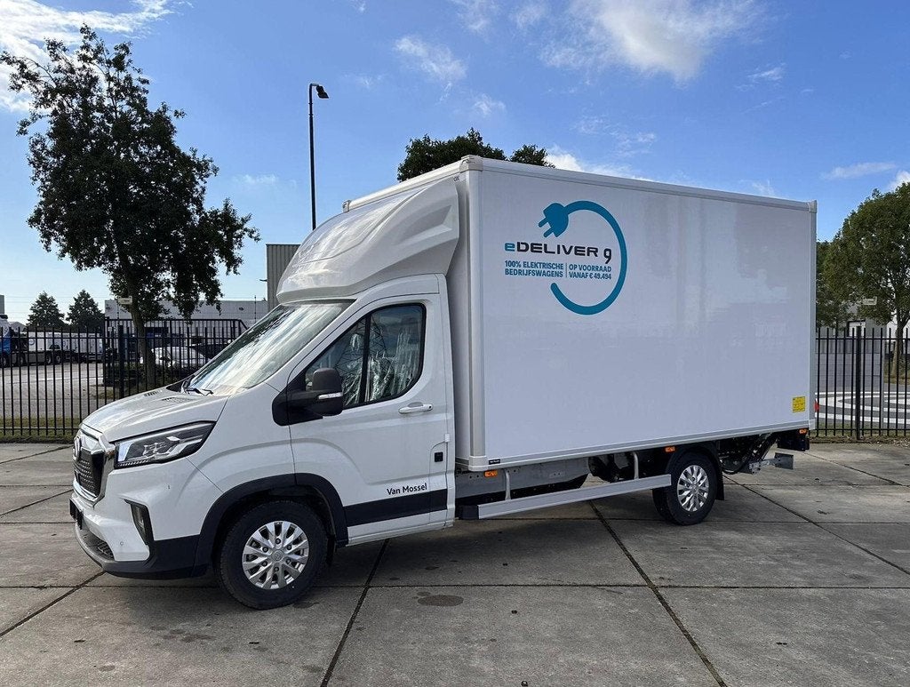 Maxus eDeliver 9 L4 Citybox 65kWh | 11kw AC | 3.500kg | 750k, Auto's, Bestelauto's, Stof, Wit, Nieuw, 204 pk