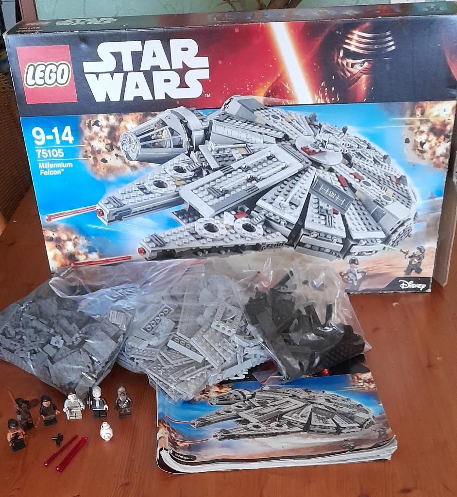 LEGO Star Wars 75105 Millennium Falcon, Star Wars, Lego, Ophalen of Verzenden, Zo goed als nieuw
