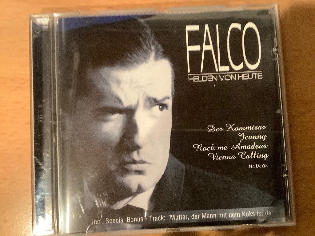 Falco – Helden von heute – CD Album – Best of - 2001, Pop, Inclusief boekje, Ophalen of Verzenden, Zo goed als nieuw
