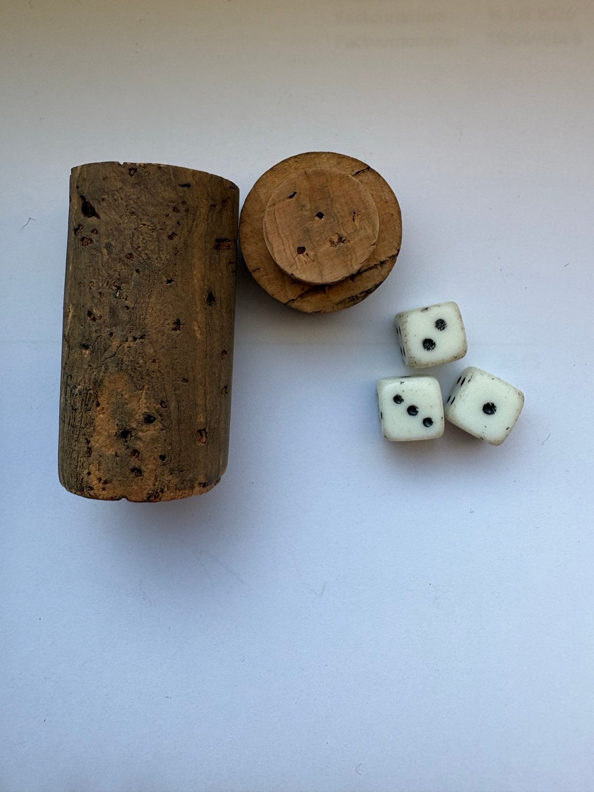 Antieke Mini Dobbelsteentjes in Flessenkurk, Ophalen of Verzenden