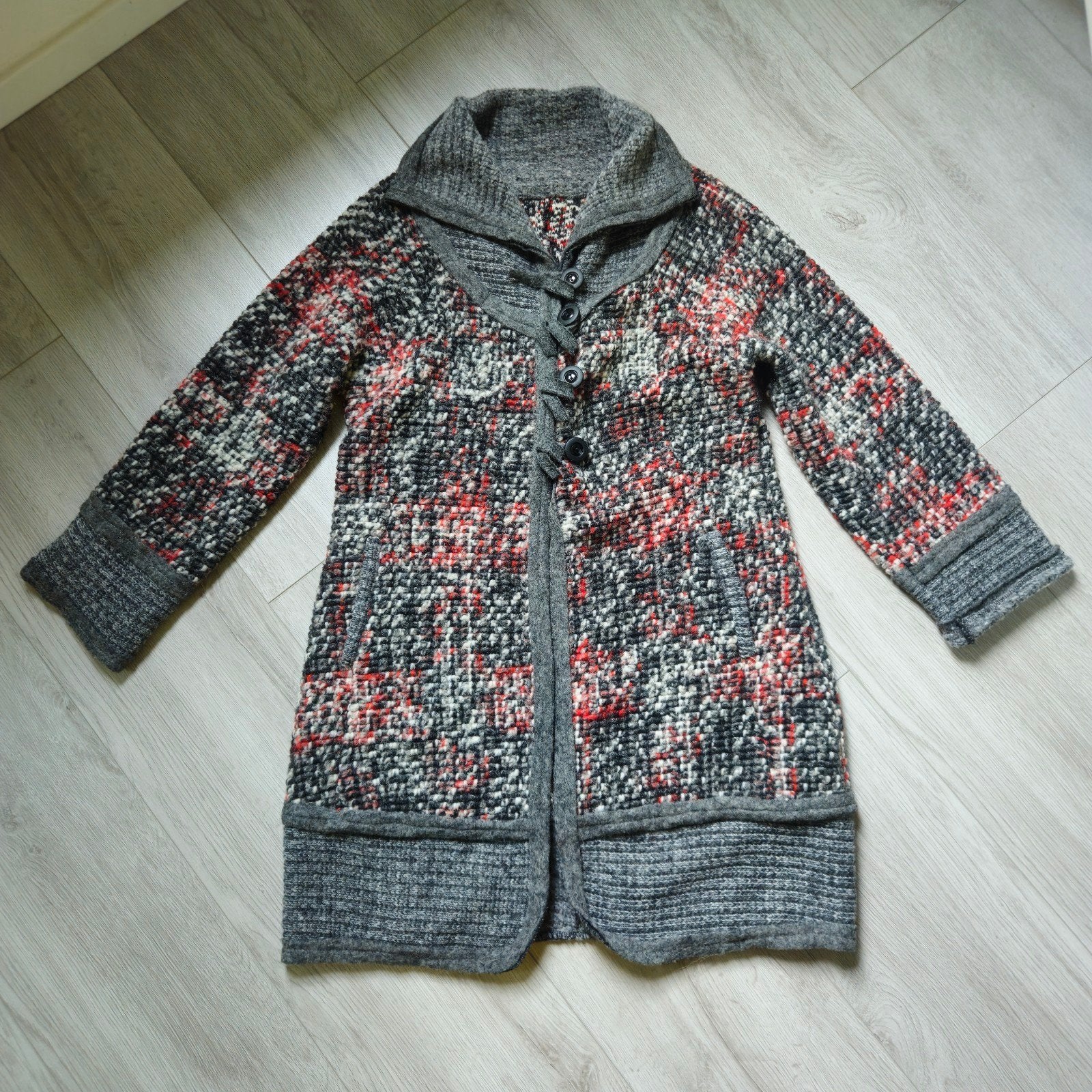 Nieuw gebreid vest in maat XL, Kleding | Dames, Ophalen of Verzenden, Nieuw, Maat 46/48 (XL) of groter, Meerkleurig