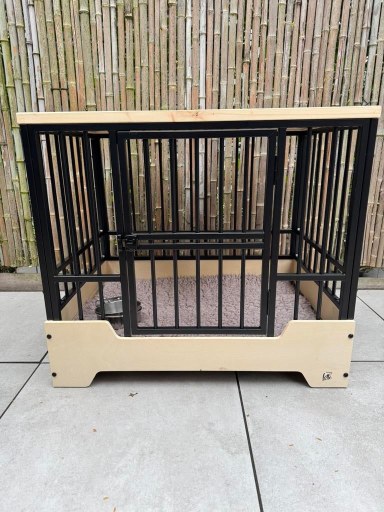 Designed by lotte hondenbench maat M zwart, Ophalen of Verzenden, Zo goed als nieuw, Overige