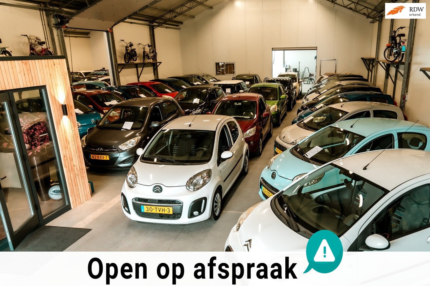 Citroen C1 / Peugeot 107 / Toyota Aygo | Altijd minimaal 20, Auto's, Citroën, Voorwielaandrijving, Gebruikt, Zwart, Elektrische ramen