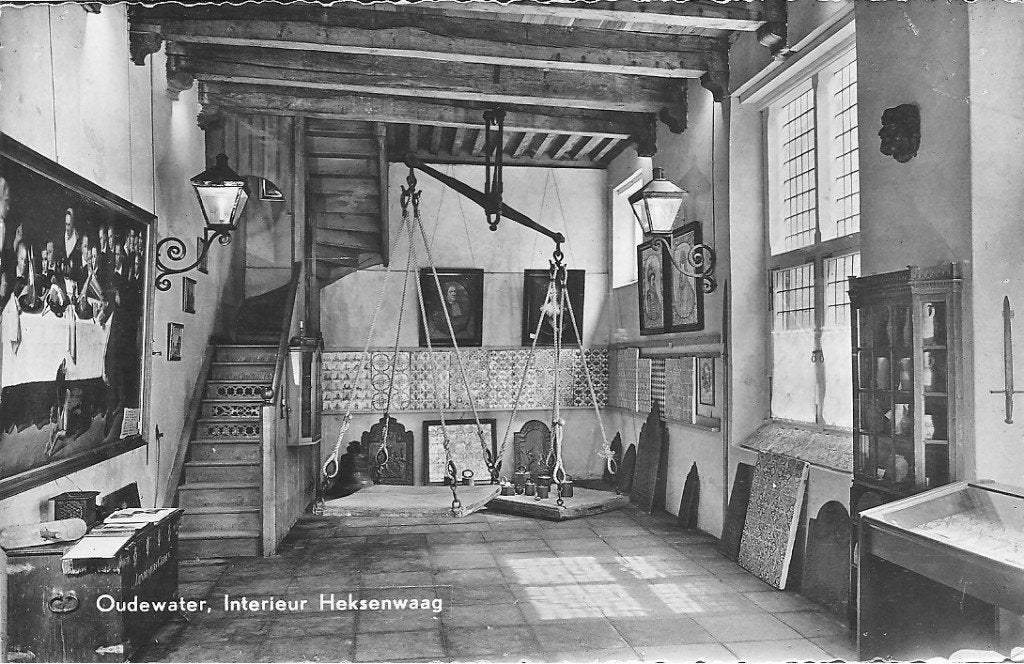 Oudewater, Interieur Heksenwaag - Zeldzame Ansichtkaart, Verzamelen, Ophalen of Verzenden, 1960 tot 1980, Gelopen, Utrecht