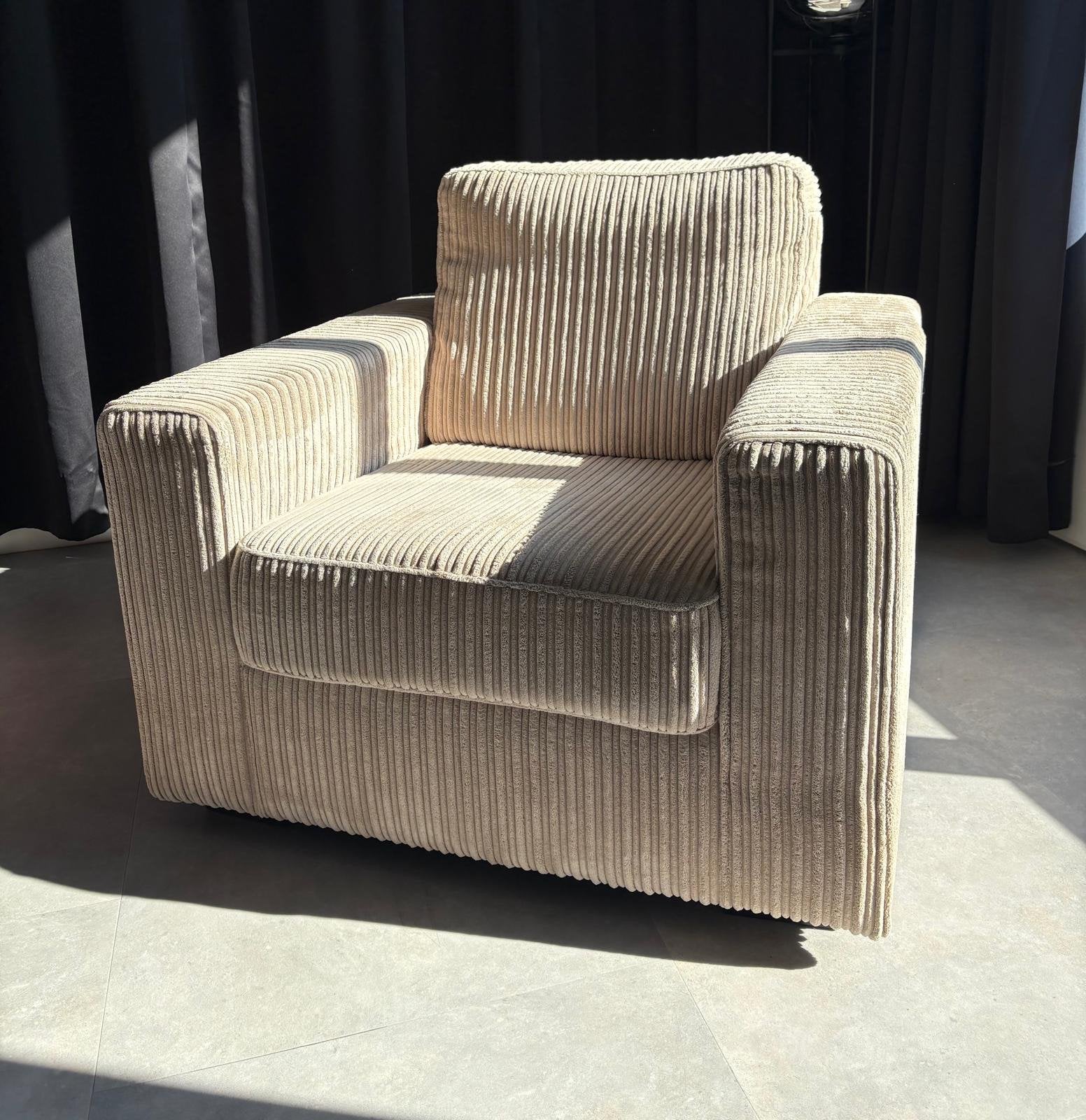 Ribstof stoel, Huis en Inrichting, Banken | Sofa's en Chaises Longues, Ophalen, Gebruikt, Eenpersoons, Minder dan 150 cm