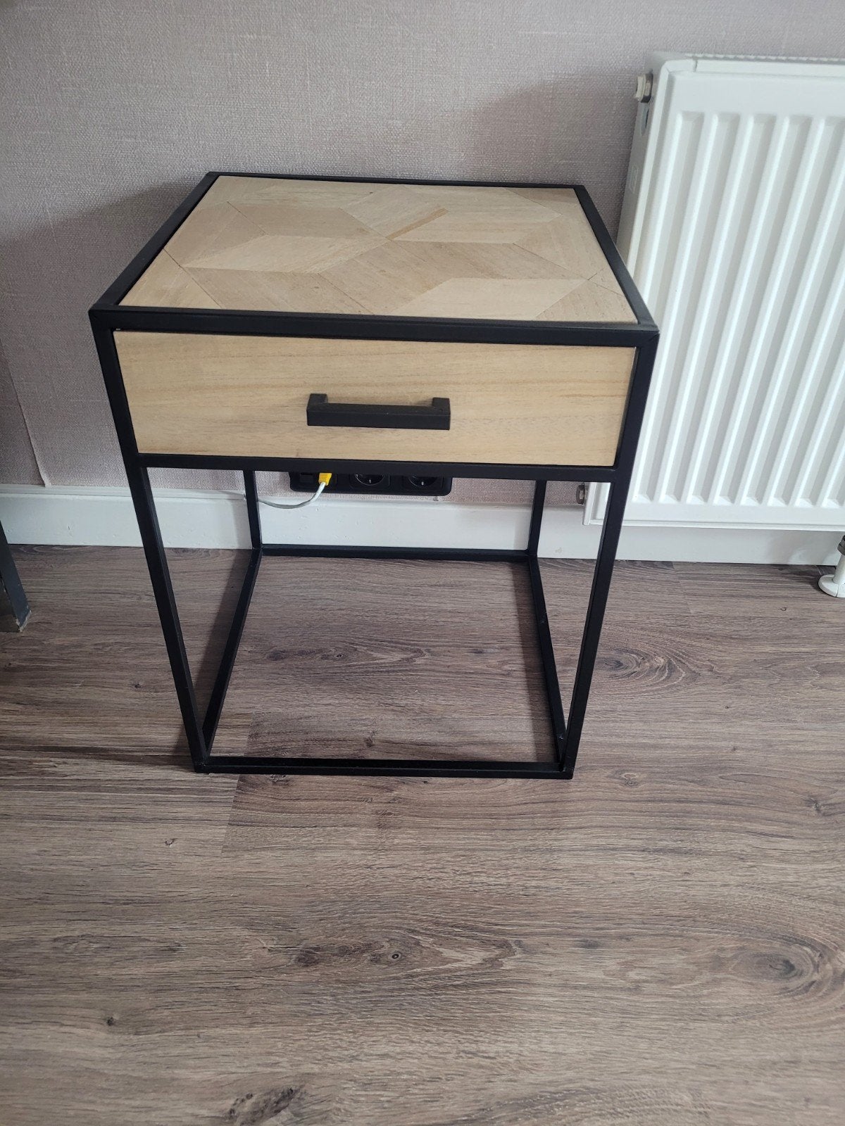 nachtkastje, Ophalen, Hout, 45 tot 65 cm