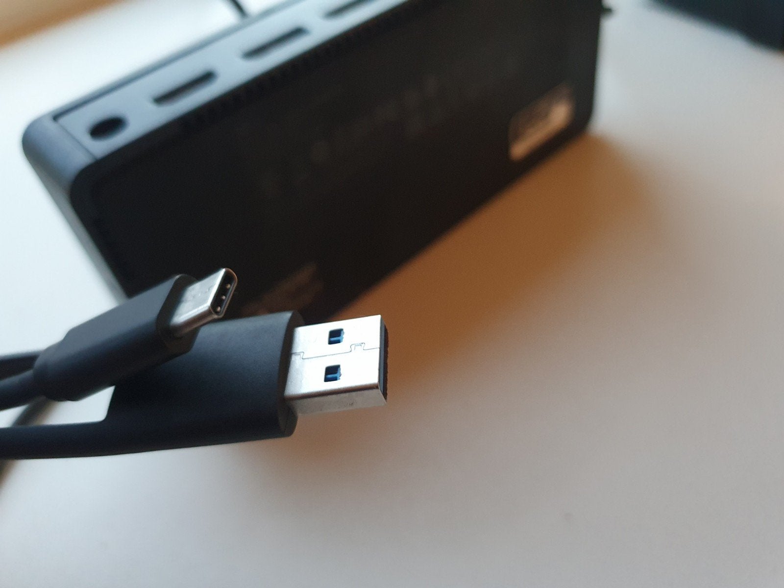 20x Universeel dockingstation Dell D6000 + usb C - mac & win, Computers en Software, Dockingstations, Ophalen of Verzenden, Zo goed als nieuw