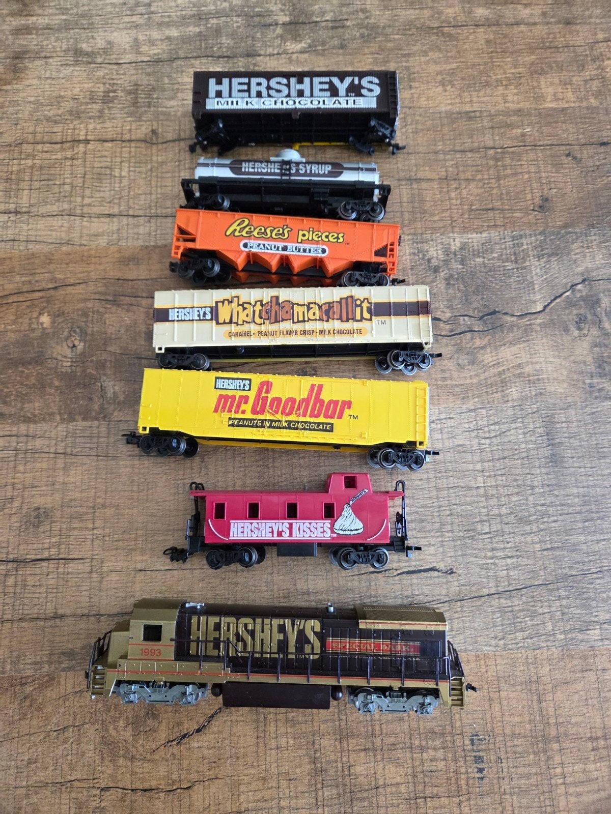 Fleischmann travo en Hershey s locomotief + 5 aanhangers, Hobby en Vrije tijd, Modeltreinen | N-Spoor, Gebruikt, Ophalen, Overige merken