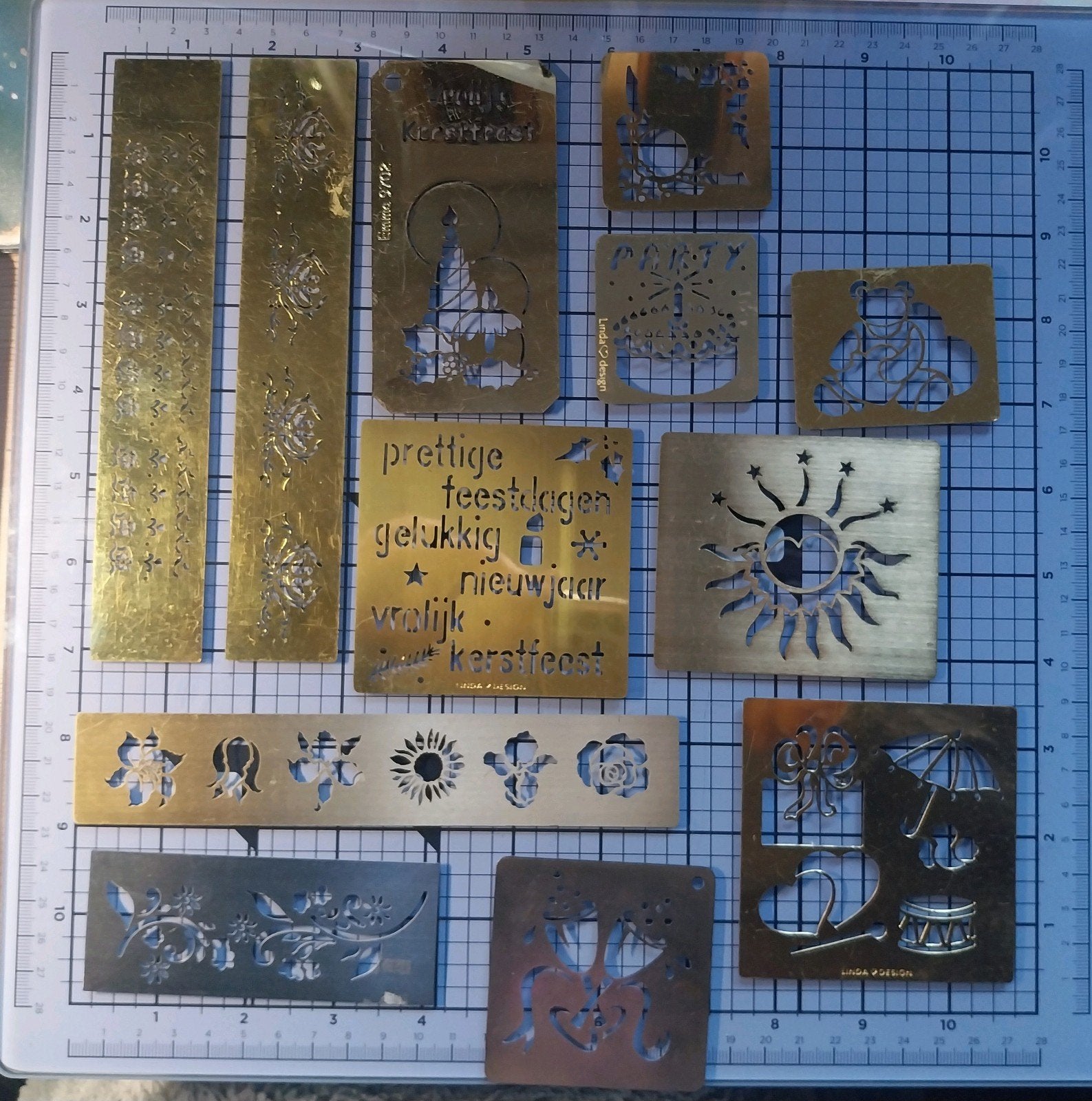 Embossing mallen 16 stuks, Hobby en Vrije tijd, Scrapbooking, Ophalen of Verzenden, Gebruikt, Frame of Mal