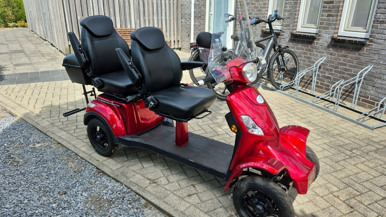scootmobiel 2 persoons, Ophalen, Zo goed als nieuw, 46 km of meer, 16 km/u of meer