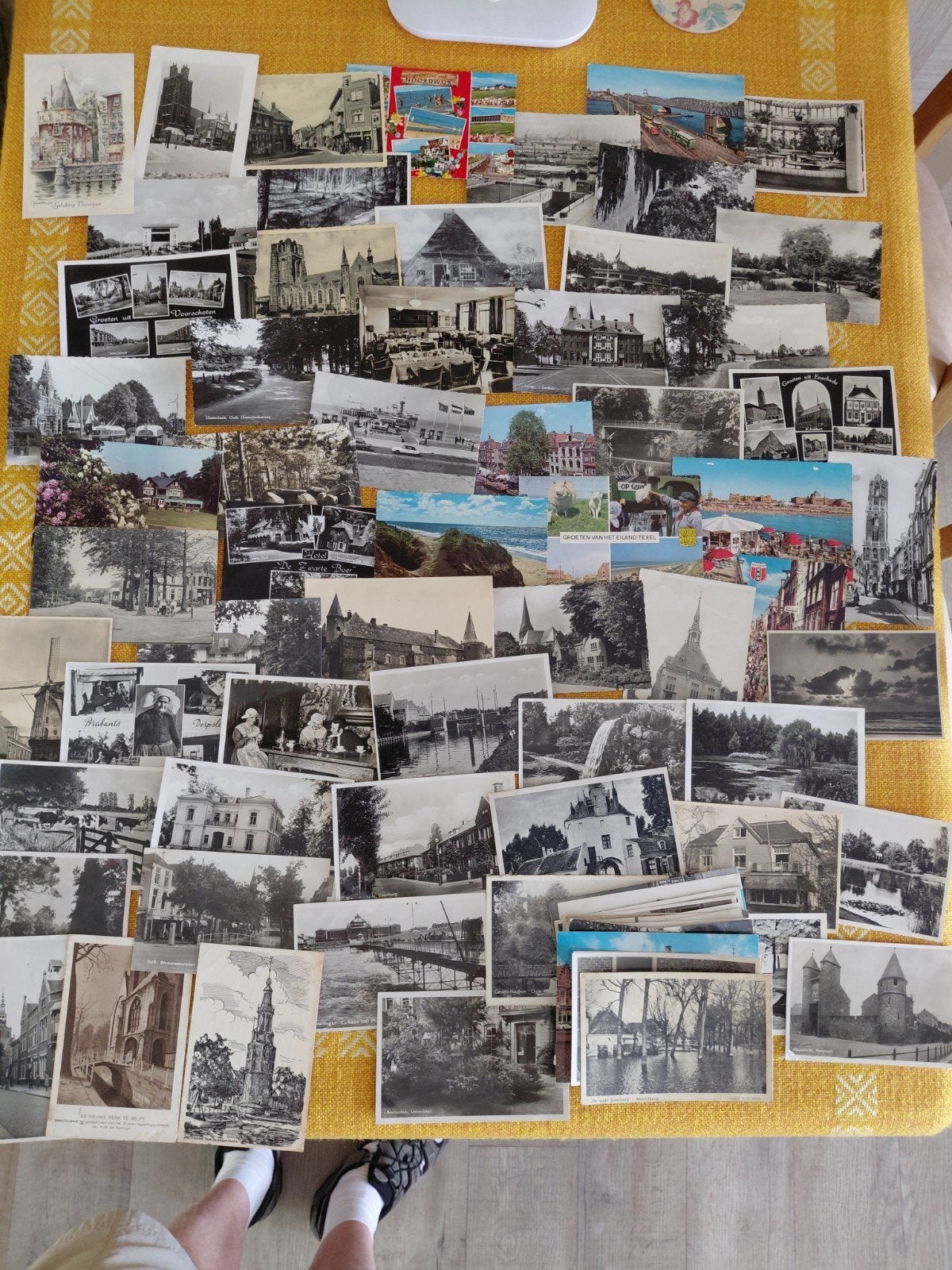 Ruim 90 hele oude ansichtkaarten Nederland. v a. 1927, Ophalen of Verzenden, 1920 tot 1940, Zuid-Holland