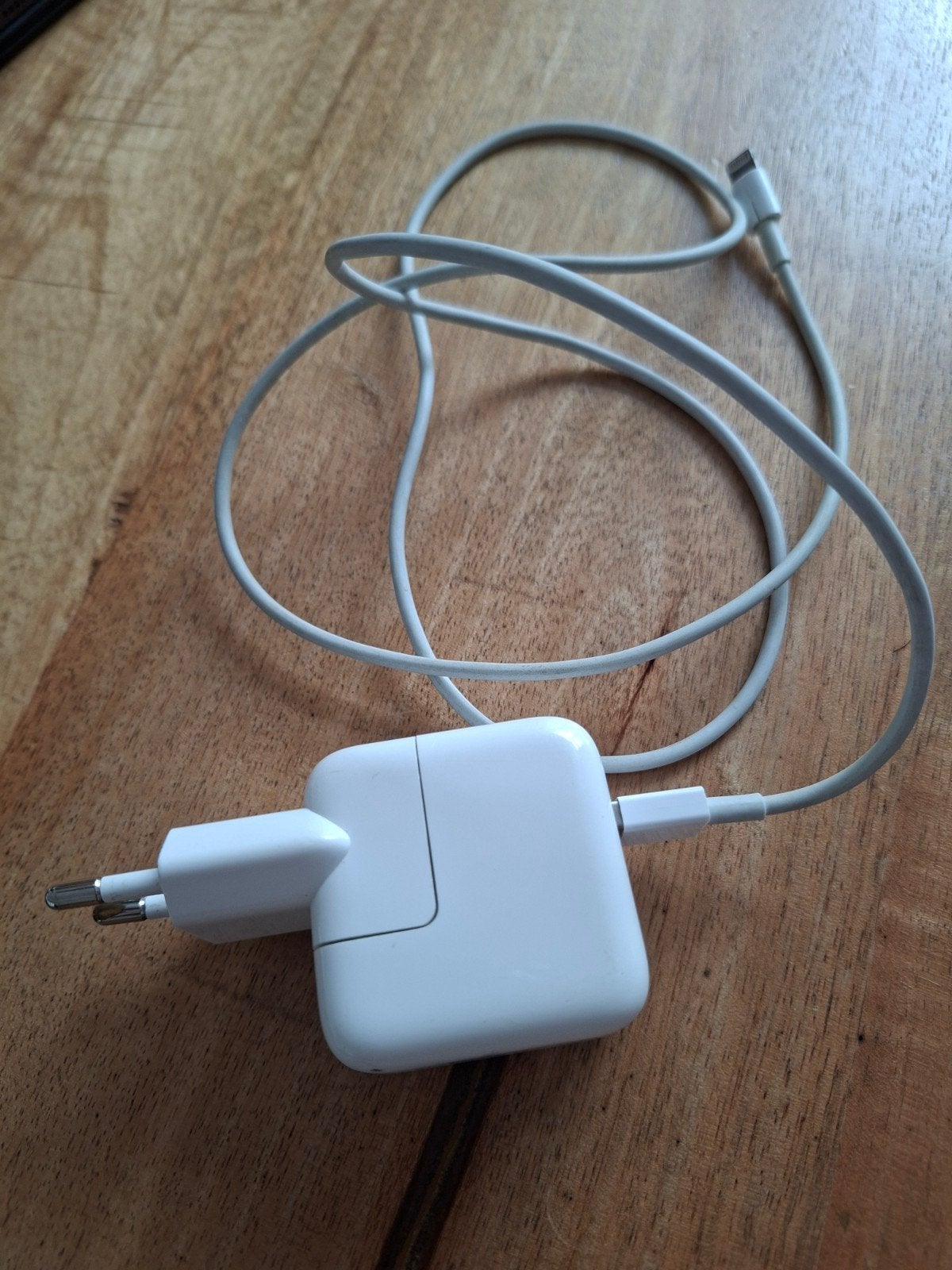 Originele Apple iPhone oplader met Lightning kabel 12W, Ophalen of Verzenden, Gebruikt, Apple iPhone