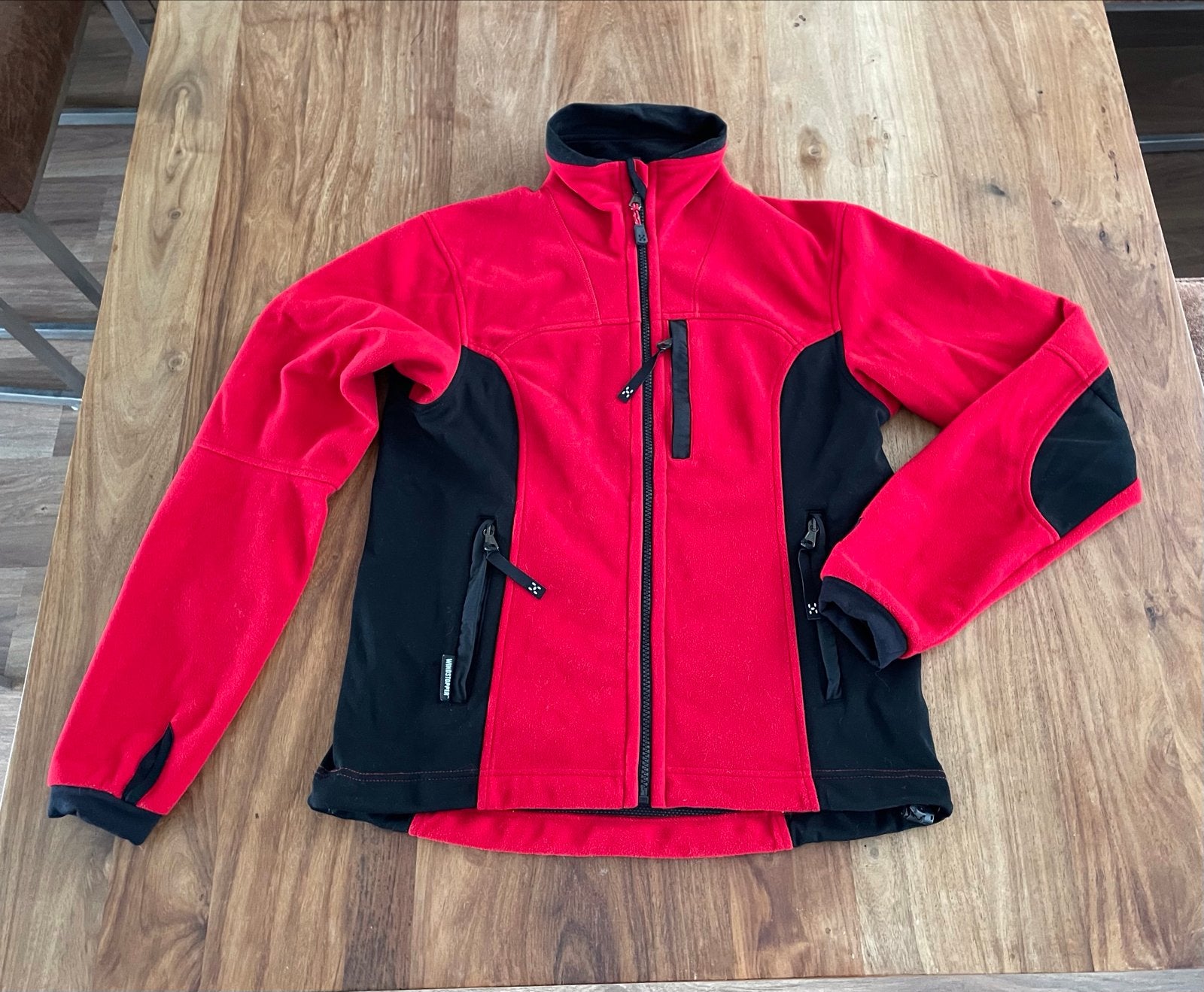 Haglöfs Windstopper Jas Maat 40 - Zo goed als nieuw, Ophalen of Verzenden, Zo goed als nieuw, Maat 38/40 (M), Rood