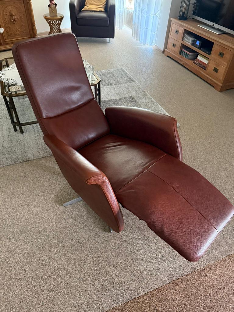 Leren relaxfauteuil, Ophalen, 100 tot 125 cm, Leer, Zo goed als nieuw