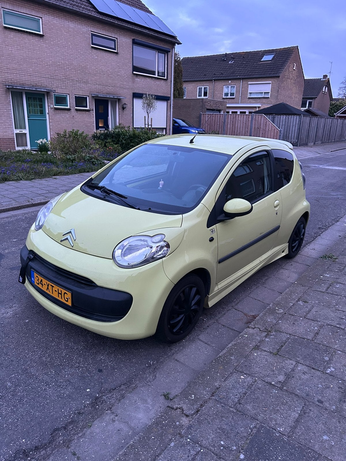 Citroën C1 1.0 3-DRS 2007 Geel, Voorwielaandrijving, Stof, Zwart, 4 stoelen
