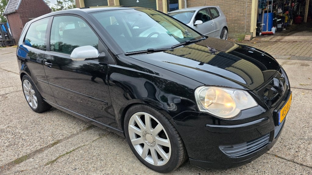 Volkswagen Polo 1.4 TDI Blue Motion 2009 Airco 18" Sportv., Voorwielaandrijving, Stof, 4 cilinders, Zwart