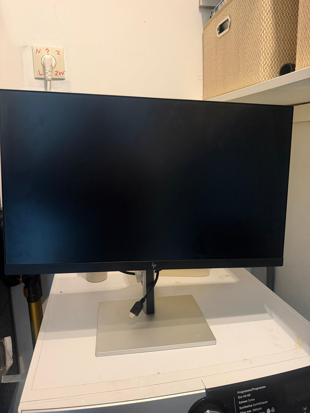 HP E24 G5 Monitor - 23.8 inch Full HD IPS USB-C, HDMI, IPS, In hoogte verstelbaar, Full HD