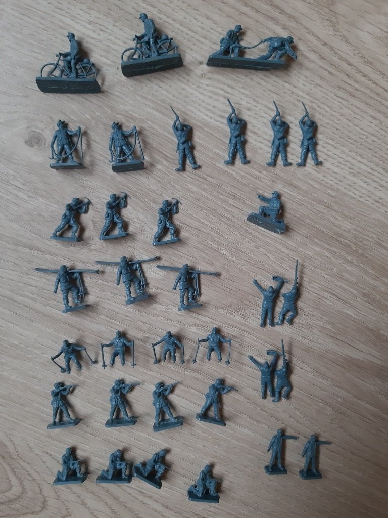 Airfix schaal 1/76: German mountain troops ww2 (01752), Verzenden, Gebruikt, 1:50 of kleiner, Figuur of Figuren