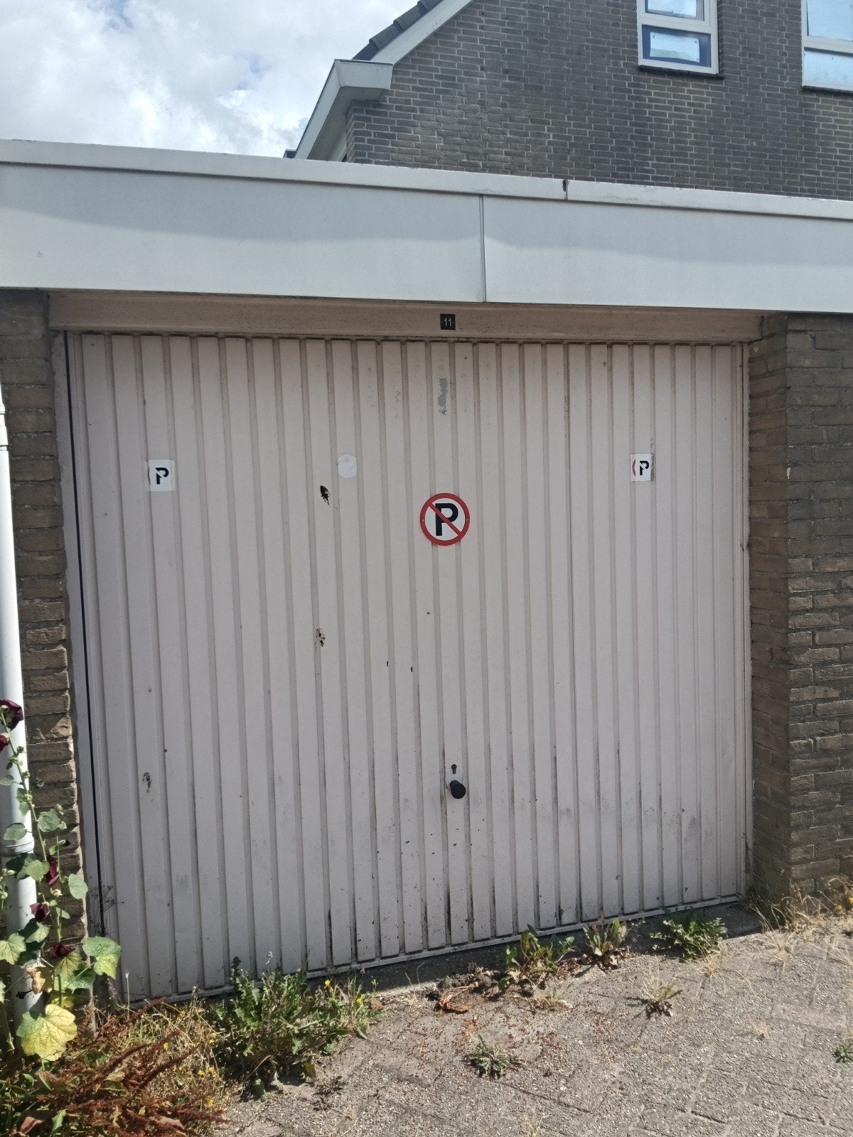 Garagebox Nieuw Vennep te huur, Ophalen