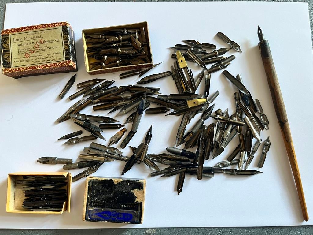 Oude antieke kroontjes pen 100+ nibs pen punten kalligrafie, Ophalen of Verzenden, Zo goed als nieuw, Balpen, Overige merken