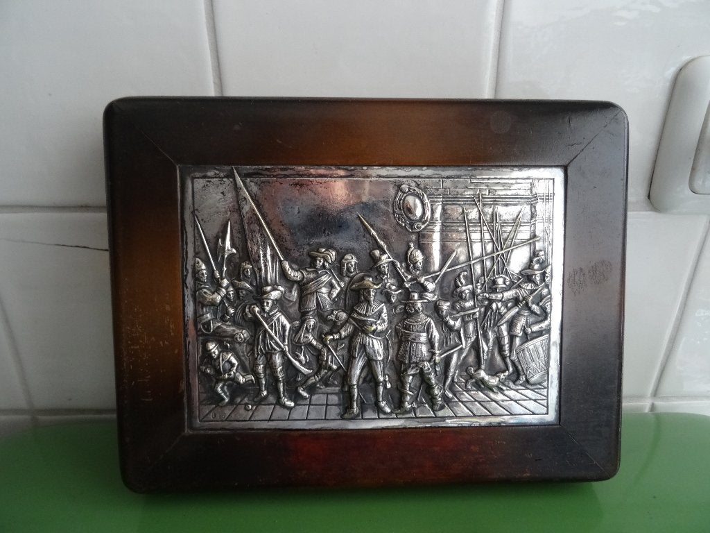 Oude houten doos met afbeelding Nachtwacht Rembrand, Antiek en Kunst, Antiek | Goud en Zilver, Ophalen, Zilver