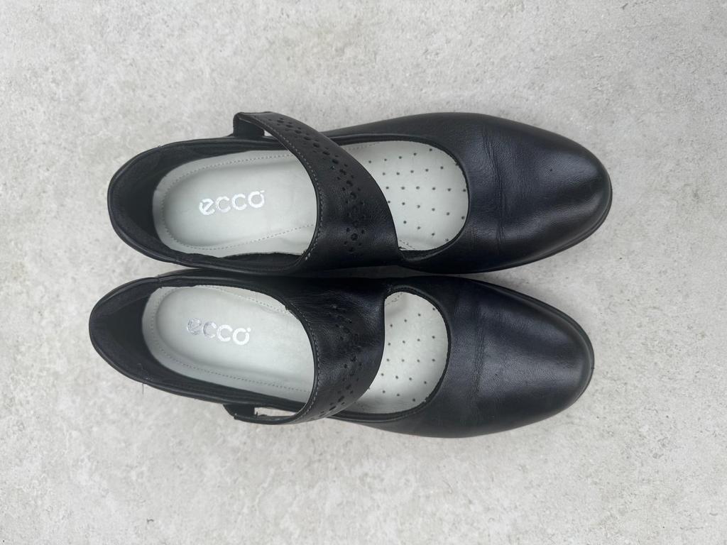 Ecco schoenen zwart, Ophalen, Schoenen met lage hakken, Zwart, Gedragen