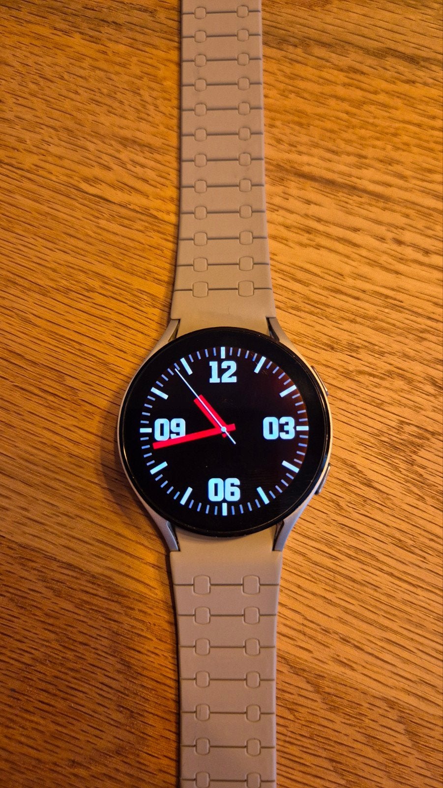 Samsung Galaxy Watch 4 44mm met 20 bandjes, Ophalen of Verzenden, Zo goed als nieuw, Samsung watch 4 44mm, Waterdicht