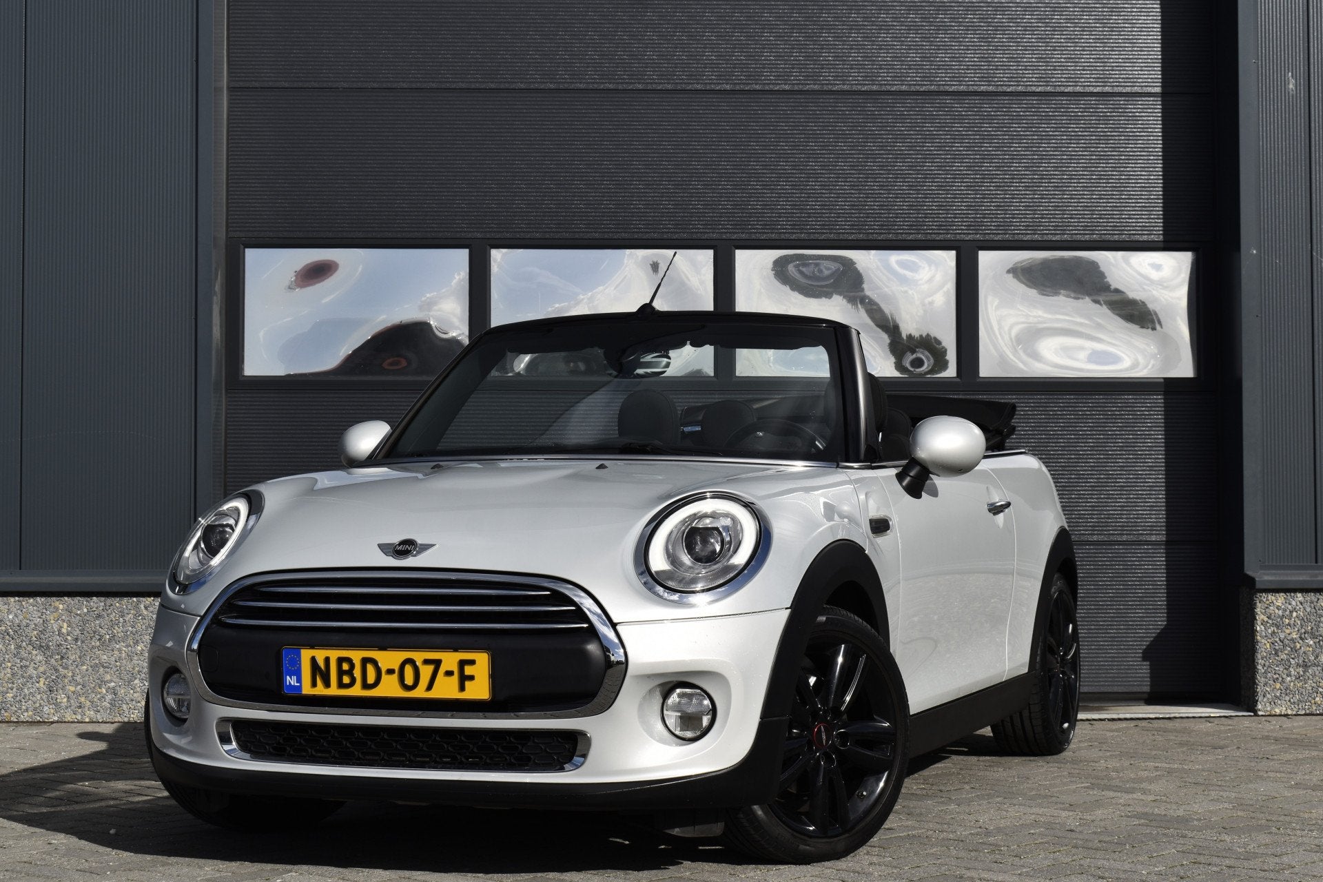 MINI Cabrio 1.2 Cabrio Carplay - Cruise - Led - Clima, Voorwielaandrijving, Gebruikt, Euro 6, Xenon verlichting