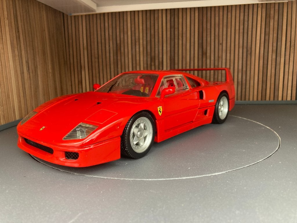 Ferrari F40 1:18 Hot Wheels Rood OVP MJ, Hobby en Vrije tijd, Modelauto's | 1:18, Ophalen of Verzenden, Zo goed als nieuw, Auto